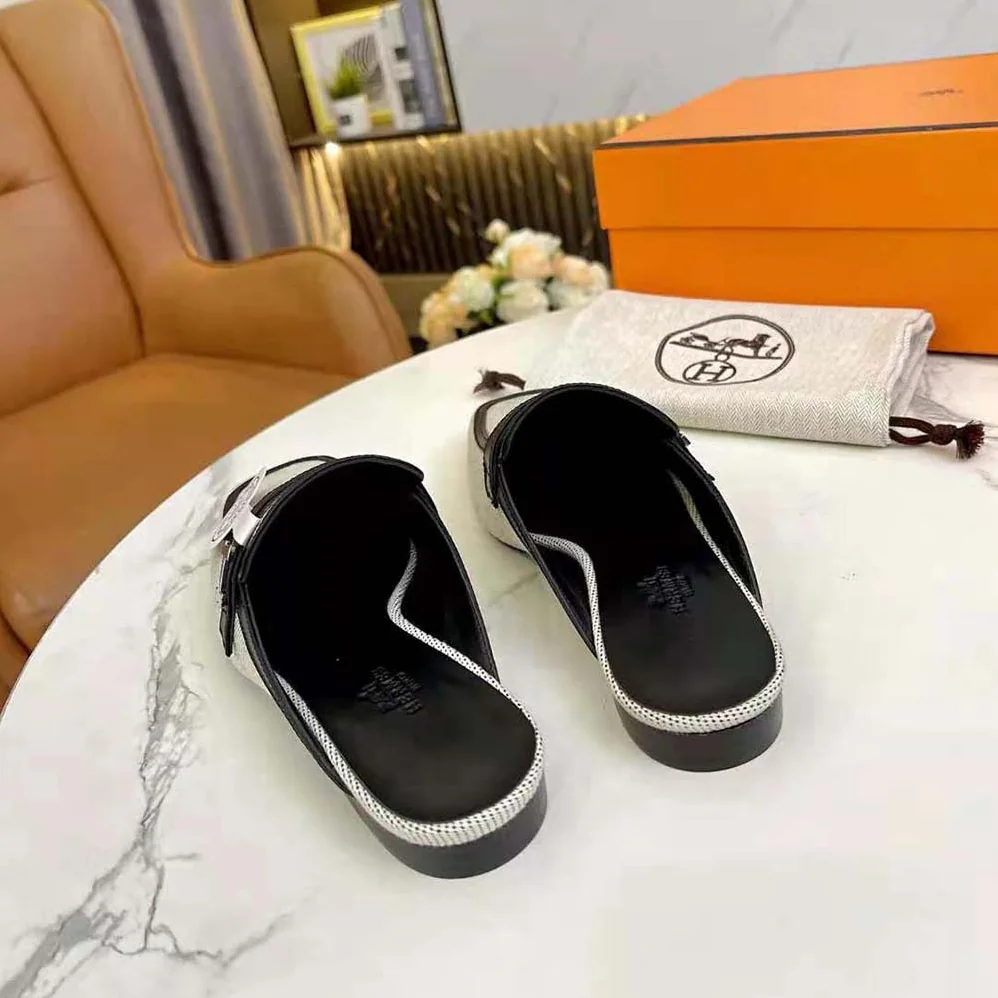 Hermes in H Canvas and Calfskin for Women in Black Hermes in H Canvas and Calfskin for Women in Black