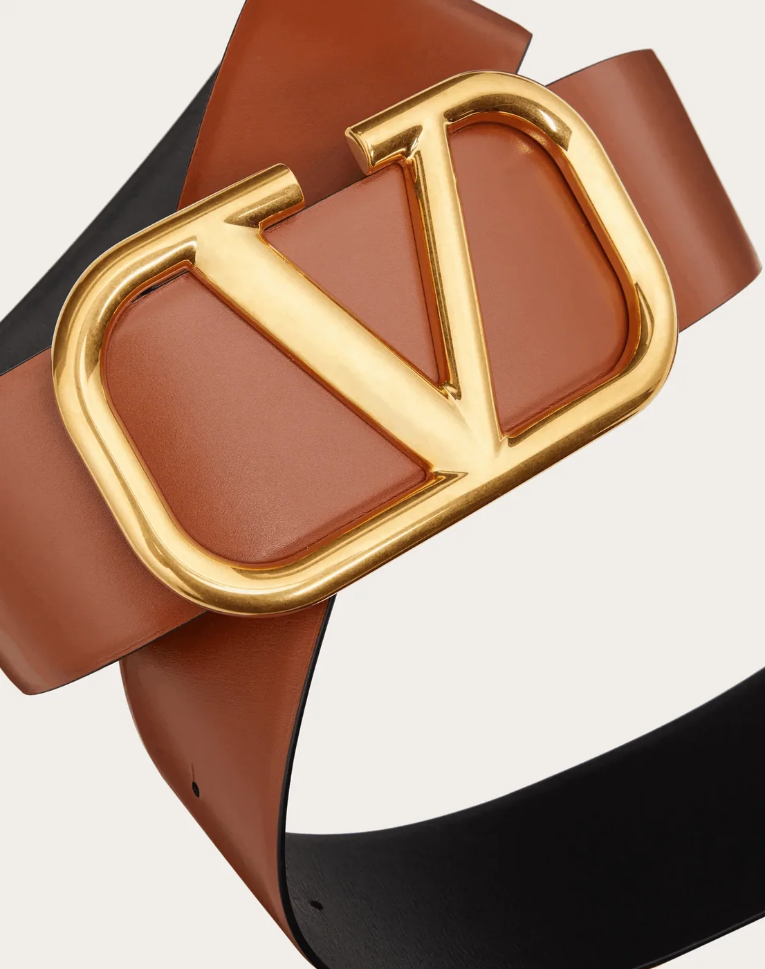V Gold Buckle Leather Belt