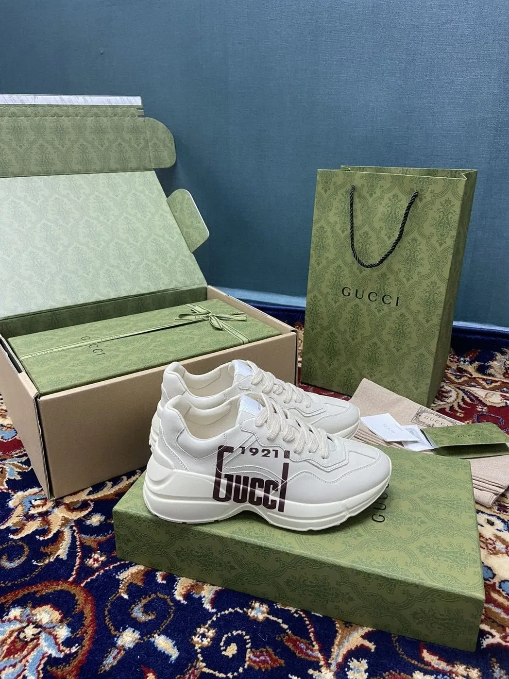 Gucci Rhyton Sneakers With Logo 1921 Gucci White Ivory for Women Gucci Rhyton Sneakers With Logo 1921 Gucci White Ivory for Women