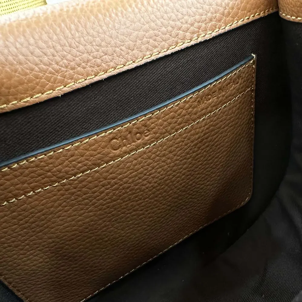Chloe Marcie Saddle Bag is Crafted Leather for Women Chloe Marcie Saddle Bag is Crafted Leather for Women
