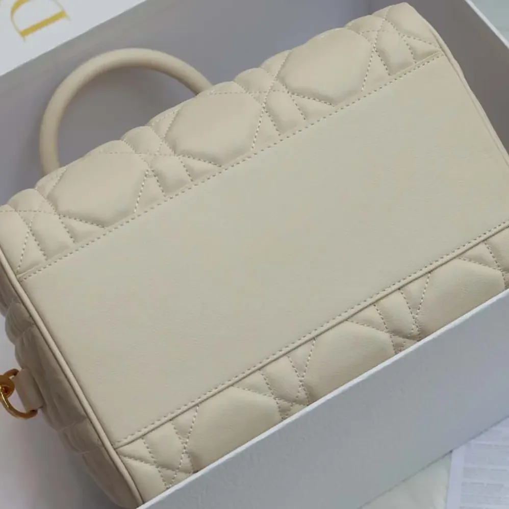 Dior Groove 25 Bag Dusty Ivory Macrocannage Calfskin for Women