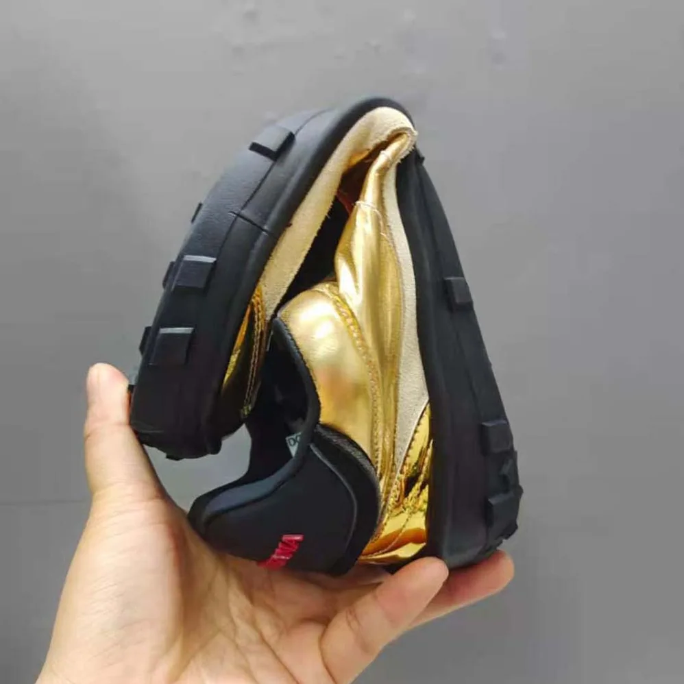Dolce Gabbana D&G Mixed-material Old Runner Sneakers for Men in Gold Dolce Gabbana D&G Mixed-material Old Runner Sneakers for Men in Gold