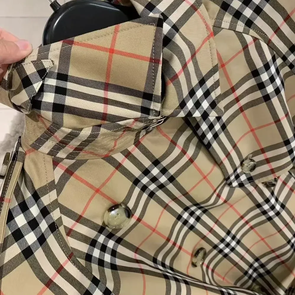 Burberry Burberry Women Check Trench Coat for Women in Sandy