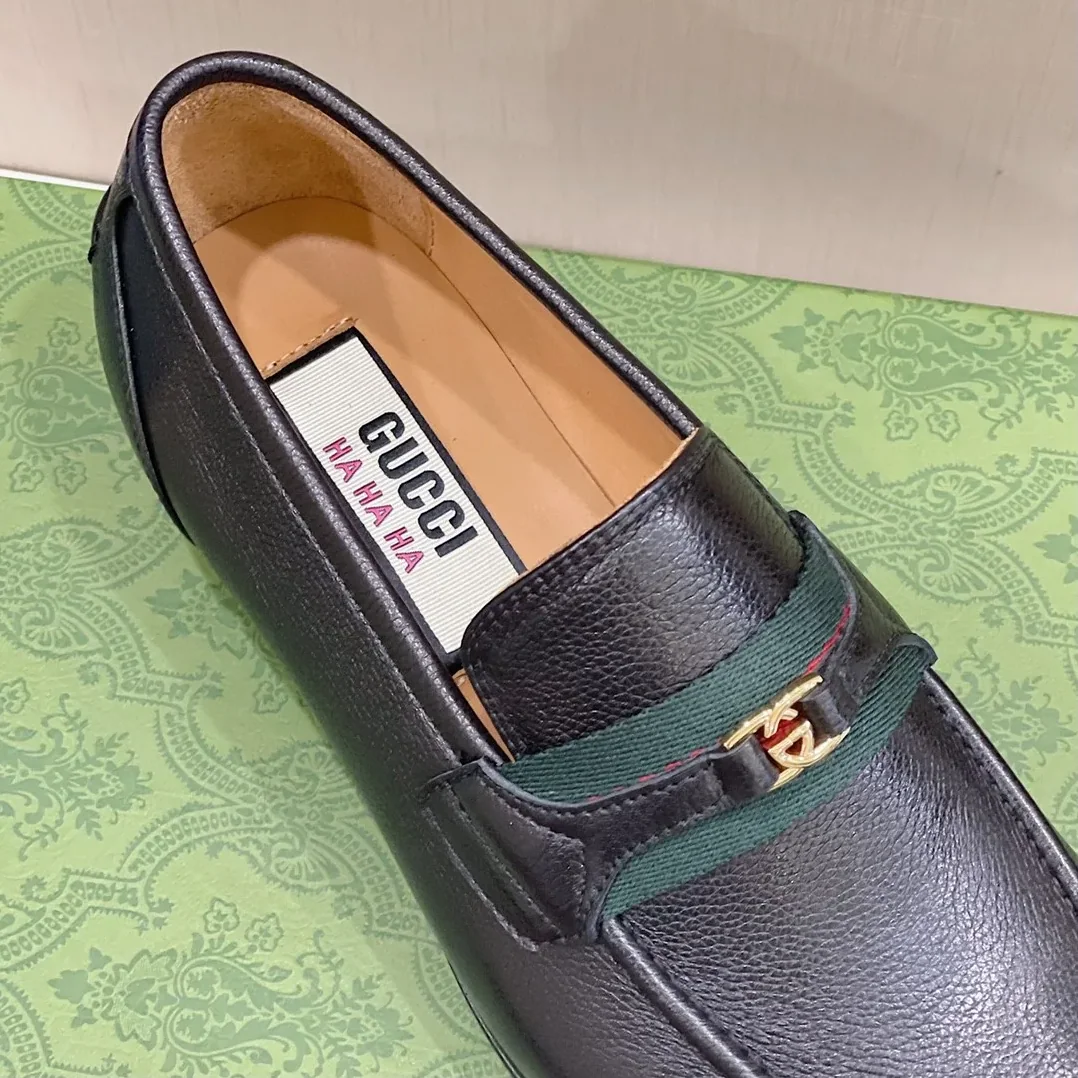 Gucci Loafer With Interlocking G Black Gucci Loafer With Interlocking G Black