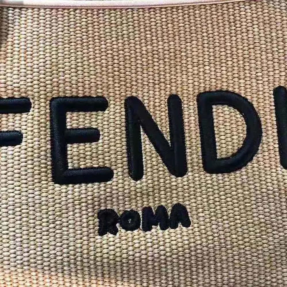 Fendi Sunshine Large Woven Straw Shopper for Women in Beige Fendi Sunshine Large Woven Straw Shopper for Women in Beige