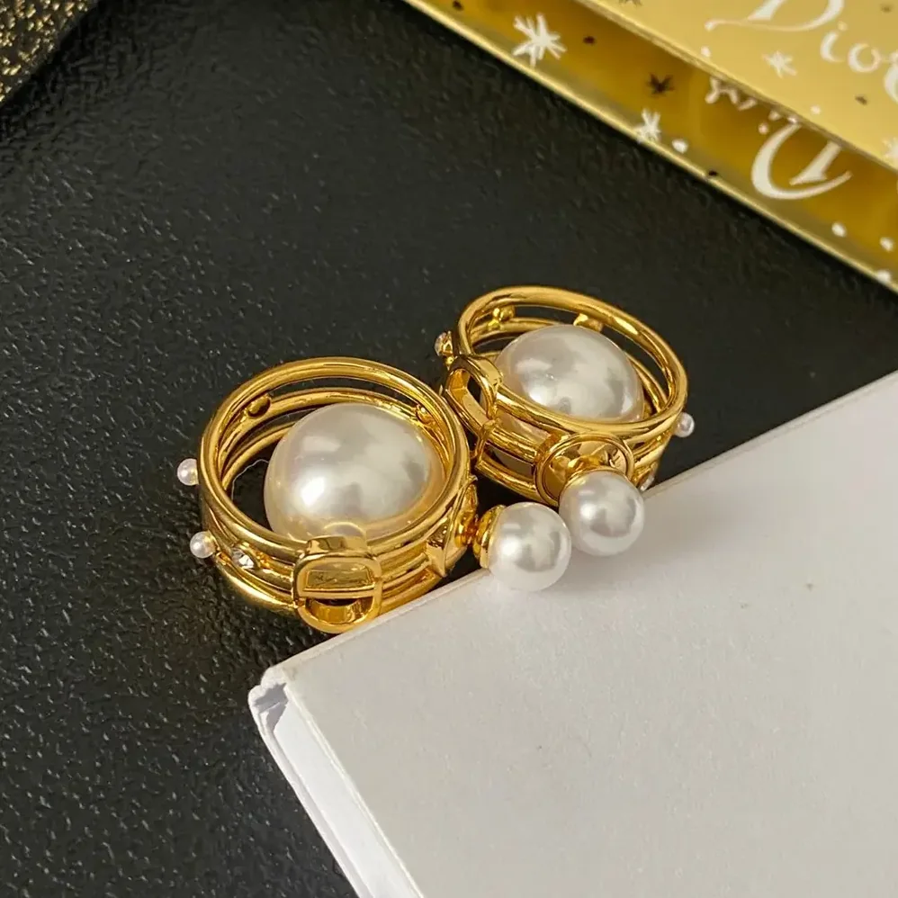 Dior Tribales Earrings Gold for Women in Finish Metal Dior Tribales Earrings Gold for Women in Finish Metal