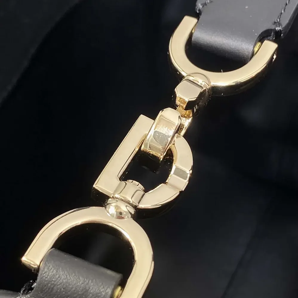 Dior Medium Dior Toujours Vertical Tote Bag Black Macrocannage Calfskin for Women Dior Medium Dior Toujours Vertical Tote Bag Black Macrocannage Calfskin for Women