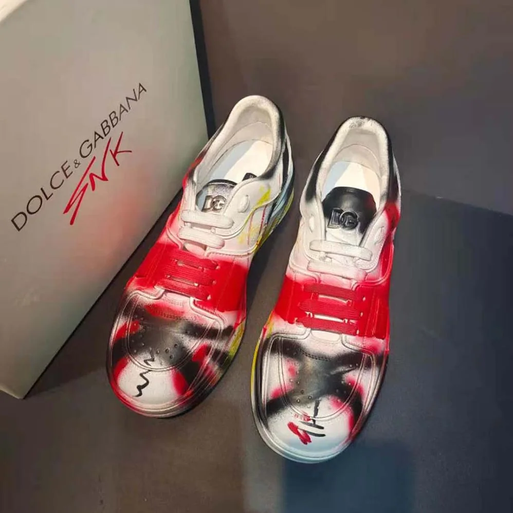 Dolce Gabbana D&G Calfskin New Roma Sneakers with Spray for Unisex in Paint Graffiti Print Dolce Gabbana D&G Calfskin New Roma Sneakers with Spray for Unisex in Paint Graffiti Print