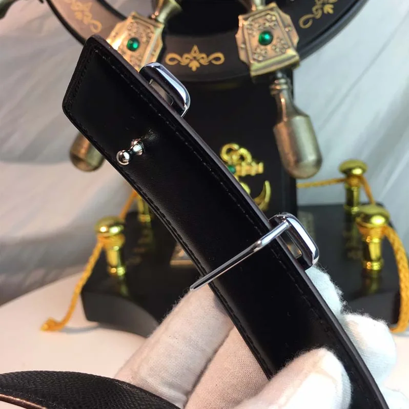 Hermes Rythme Belt Buckle & Reversible Leather Strap 32 mm for Men in Black Hermes Rythme Belt Buckle & Reversible Leather Strap 32 mm for Men in Black