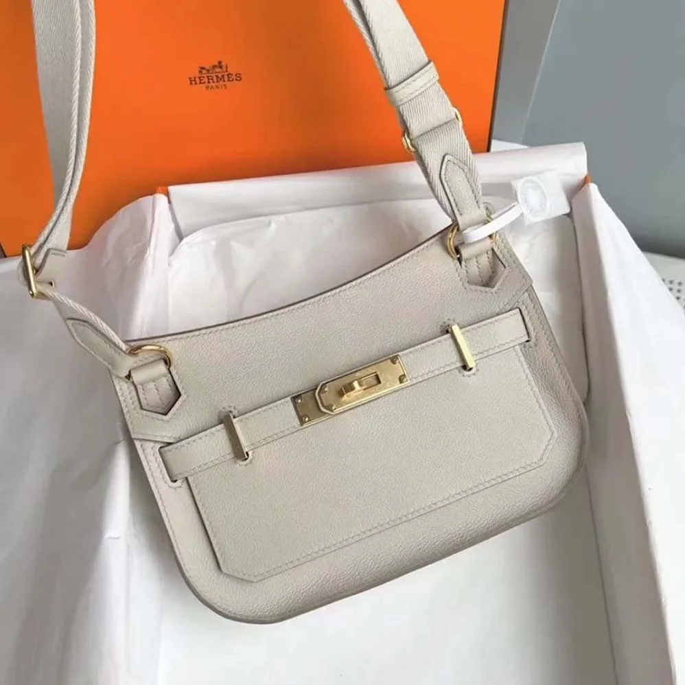 Hermes Jyspiere in Evercolor Leather for Women in White/Gold Hermes Jyspiere in Evercolor Leather for Women in White/Gold