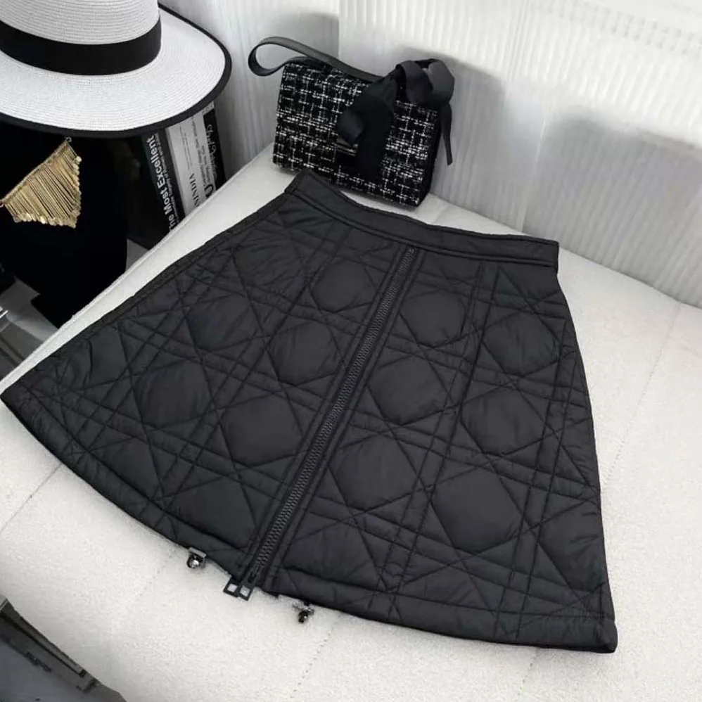 Dior Macrocannage Flared Miniskirt Black Quilted Technical Taffeta for Women Dior Macrocannage Flared Miniskirt Black Quilted Technical Taffeta for Women