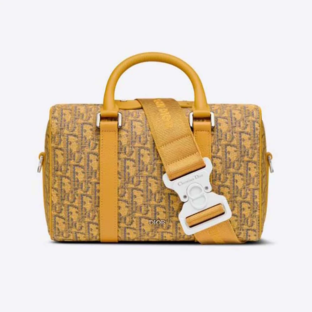 Dior Lingot 26 Bag Gold for Men in Tone Dior Oblique Jacquard