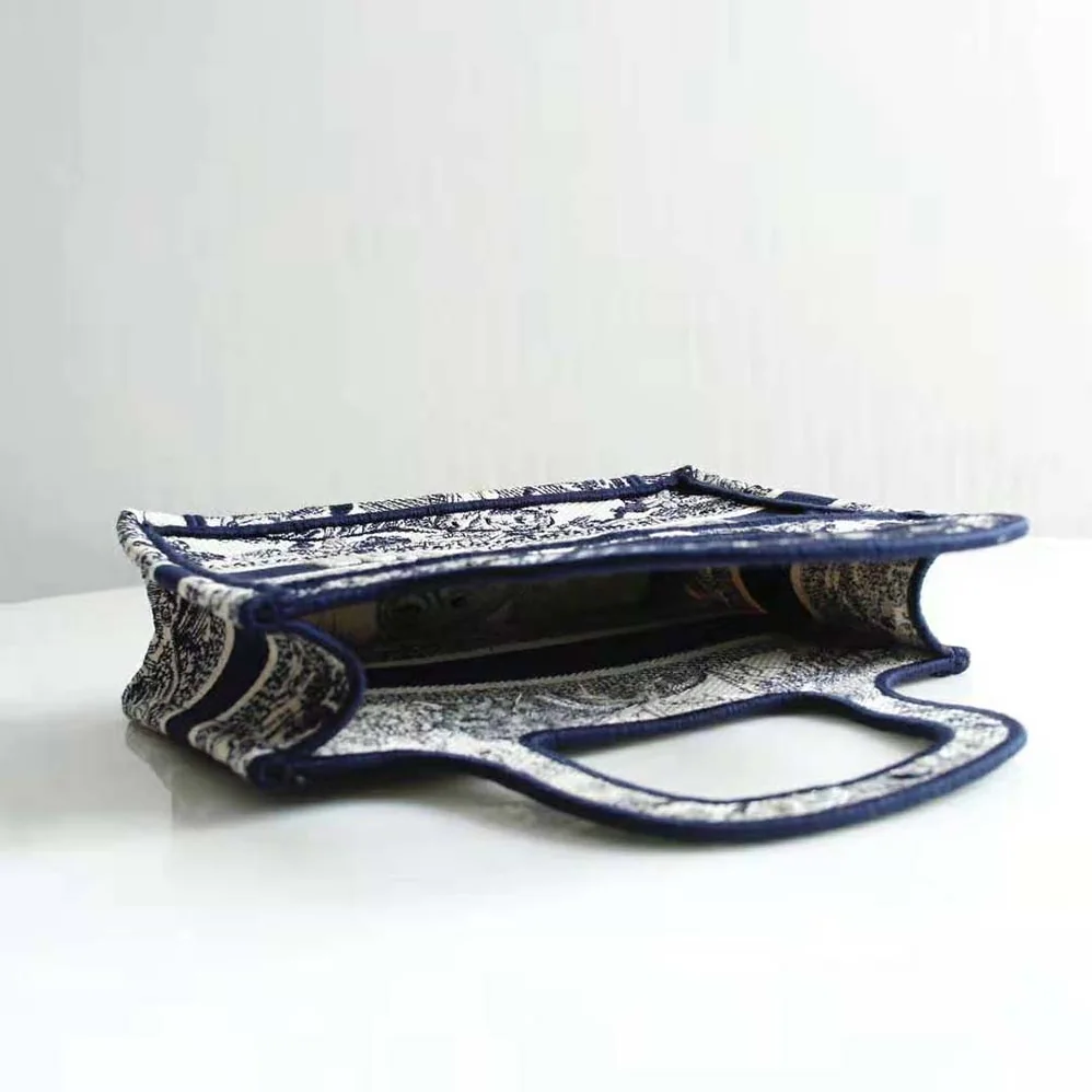 Dior Mini Dior Book Tote Blue Toile de Jouy Embroidery for Women Dior Mini Dior Book Tote Blue Toile de Jouy Embroidery for Women