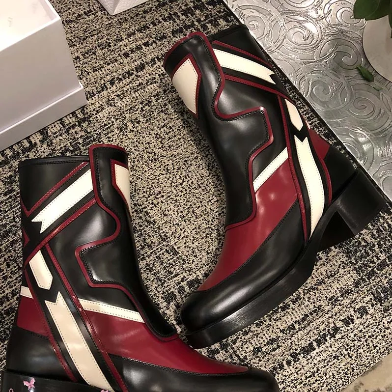 Dior Diorally Calfskin Leather Ankle Boot 45mm Heel for Women in Black Dior Diorally Calfskin Leather Ankle Boot 45mm Heel for Women in Black