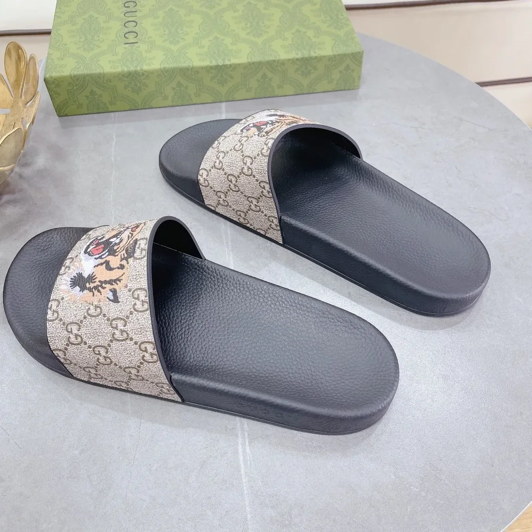 Gucci Gucci Supreme Slides With Tiger Black And Gray for Men