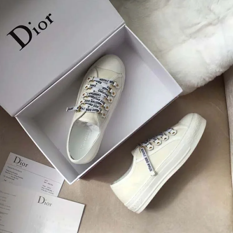 Dior Shoes Low-Top Trainer in Canvas for Women in White Dior Shoes Low-Top Trainer in Canvas for Women in White