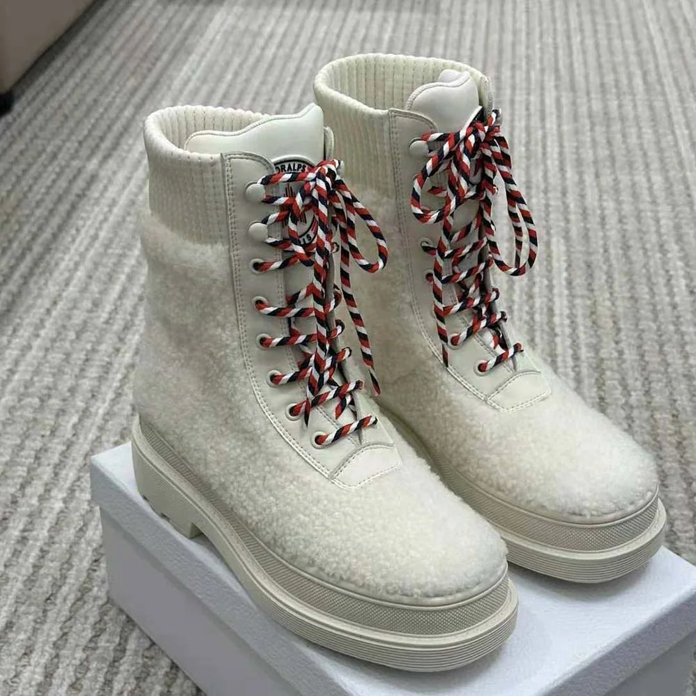 Dior Hike Ankle Boot White Calfskin and Shearling for Women Dior Hike Ankle Boot White Calfskin and Shearling for Women