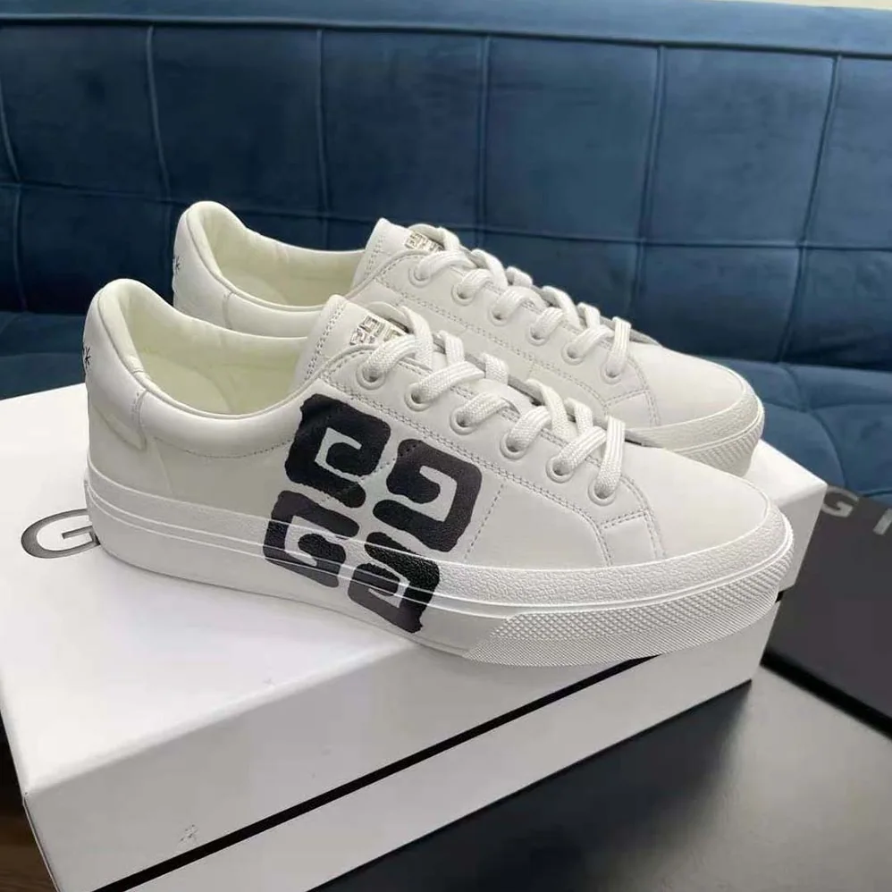 Givenchy Sneakers City Sport in Leather with Tag Effect 4g Print for Men