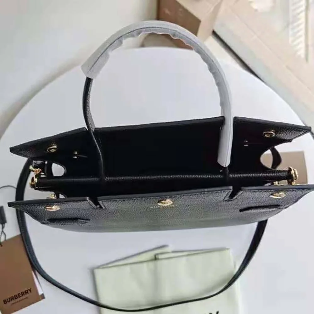 Burberry Small Leather Title Bag for Women in Black Burberry Small Leather Title Bag for Women in Black