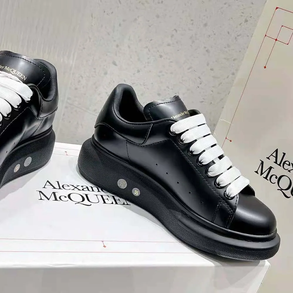 Alexander Mcqueen Online Exclusive Mcqueen Graffiti Oversized Sneaker in Black for Unisex in white