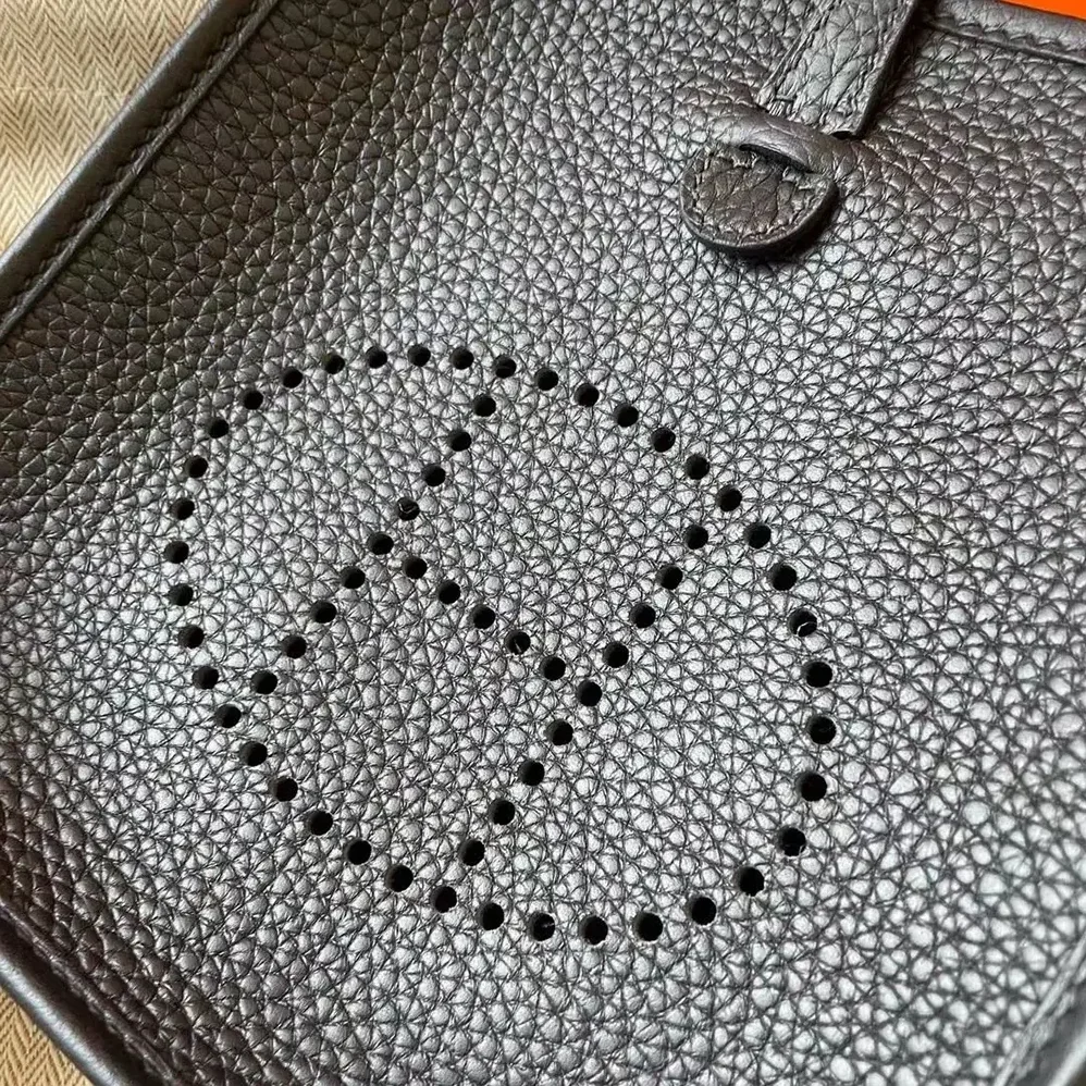 Hermes Evelyne 16 Amazone in Clemence Leather for Women in Black/Silver