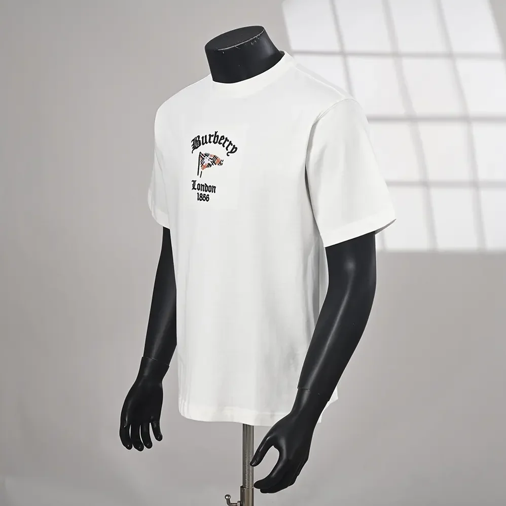 Burberry Check Flag Cotton T-shirt for Men in White Burberry Check Flag Cotton T-shirt for Men in White