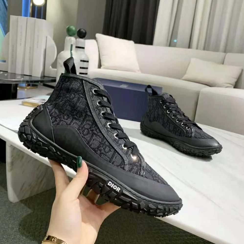 Dior B28 High-top Sneaker Black Dior Oblique Jacquard and Rubber for Unisex Dior B28 High-top Sneaker Black Dior Oblique Jacquard and Rubber for Unisex