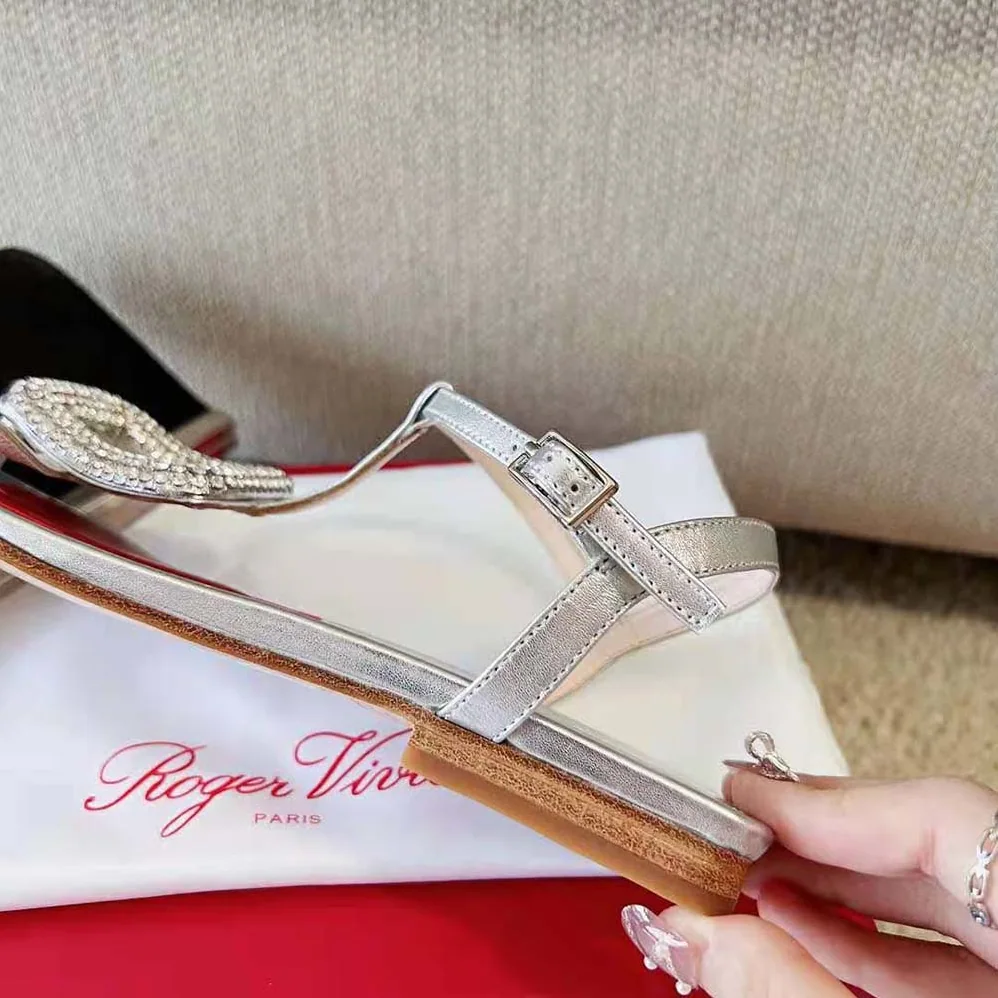 Roger Vivier Viv Choc Strass Buckle Thong Sandals in Leather for Women in Silver Roger Vivier Viv Choc Strass Buckle Thong Sandals in Leather for Women in Silver