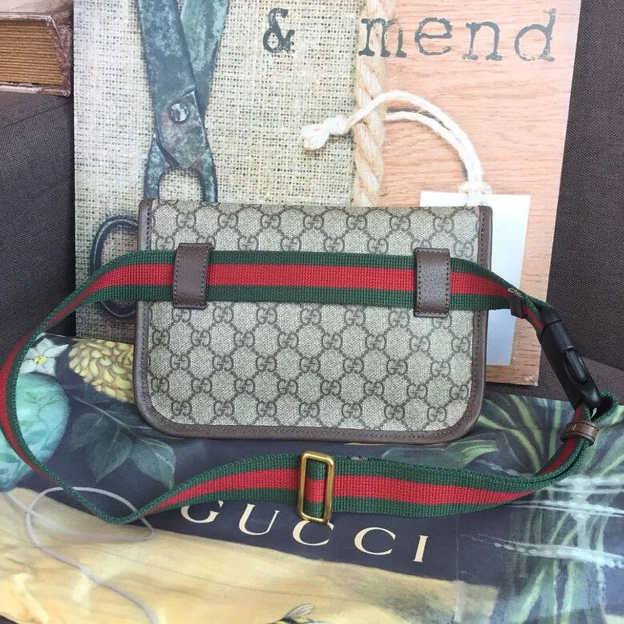 Gucci Neo Vintage GG Supreme Belt Bag Beige/ebony GG Supreme Canvas With Brown / Gucci Neo Vintage GG Supreme Belt Bag Beige/ebony GG Supreme Canvas With Brown /