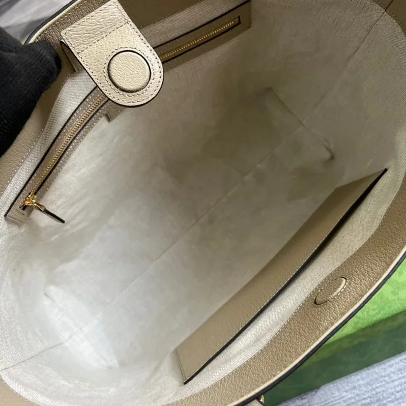 Gucci Ophidia Medium GG Tote Bag in Beige Gold Hardware Gucci Ophidia Medium GG Tote Bag in Beige Gold Hardware
