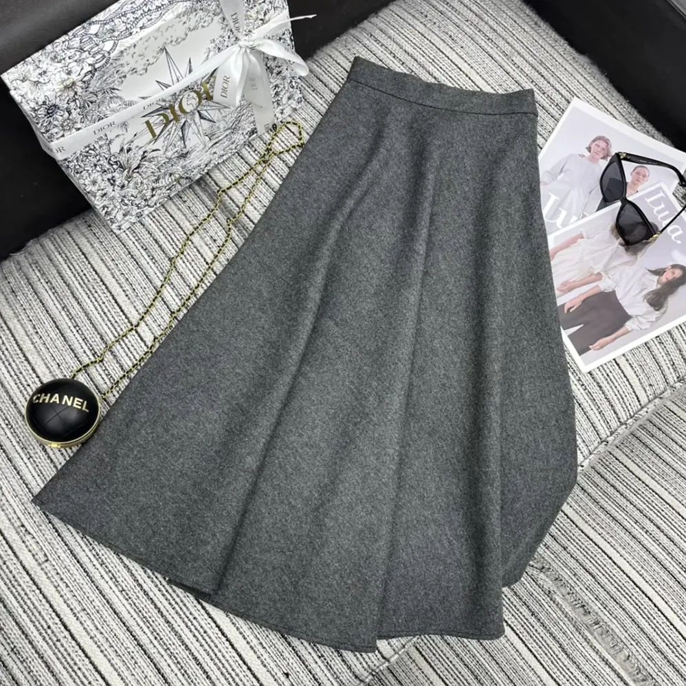 Dior Flared Mid-Length Skirt Gray Virgin Wool Tweed for Women Dior Flared Mid-Length Skirt Gray Virgin Wool Tweed for Women