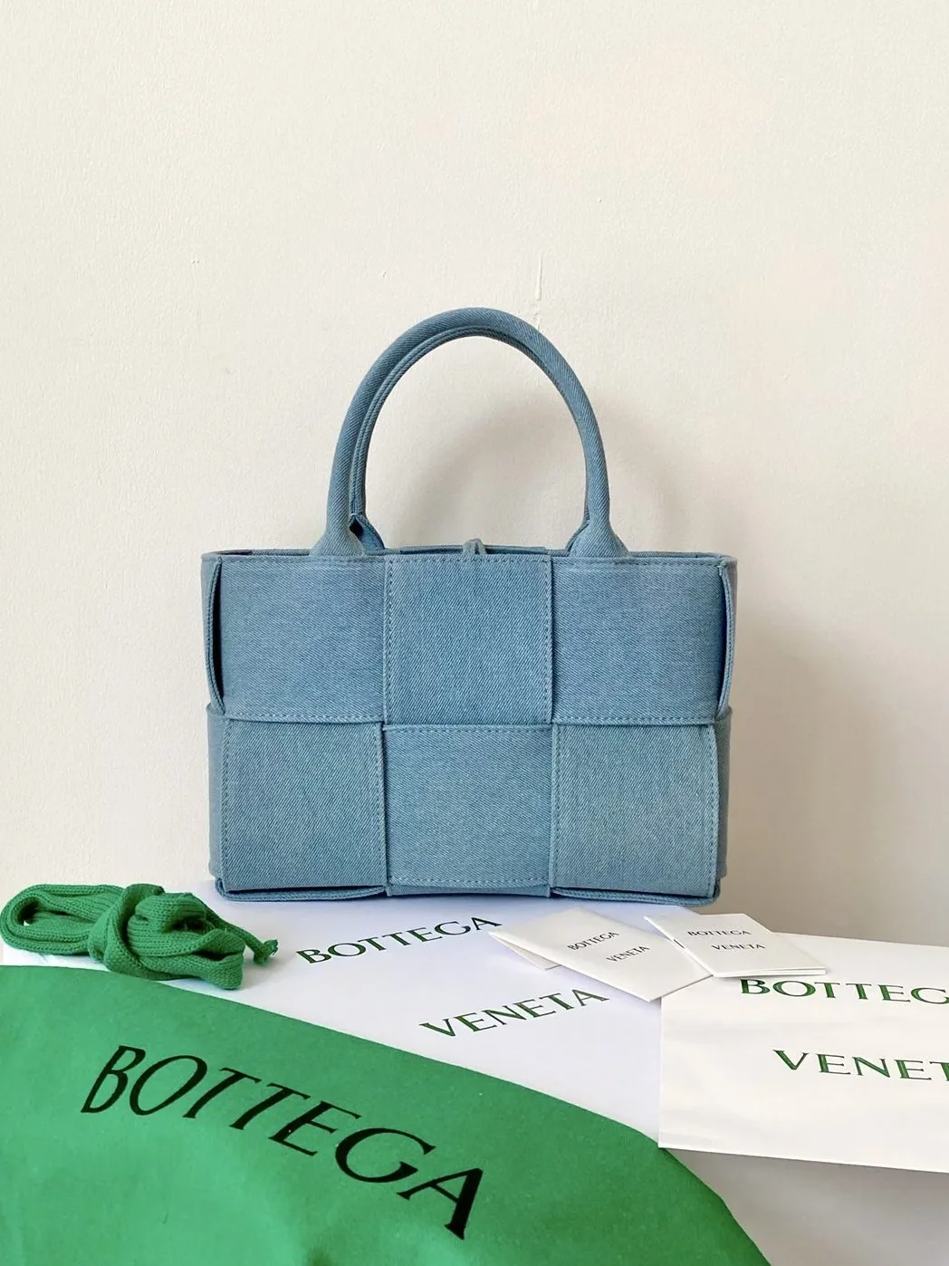 Bottega Veneta Mini Arco Tote Bag Grey Bottega Veneta Mini Arco Tote Bag Grey