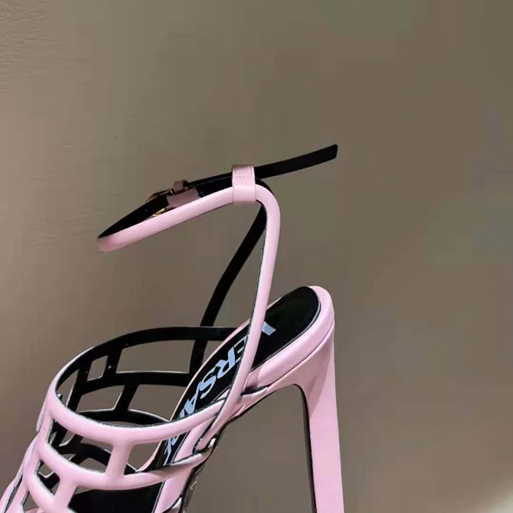 Versace Greca Maze Sandals in 15cm Heel Height for Women in Pink Versace Greca Maze Sandals in 15cm Heel Height for Women in Pink