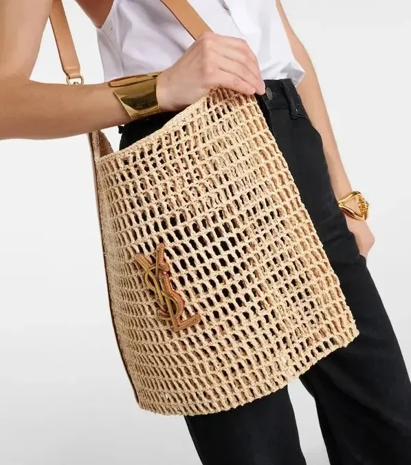 Saint Laurent Oxalis Shoulder Bag / Vintage Brown Raffia Macrame Gold Hardware Saint Laurent Oxalis Shoulder Bag / Vintage Brown Raffia Macrame Gold Hardware
