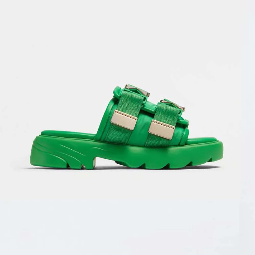 Bottega Veneta Flash Padded Technical Fabric Flat Sandals for Women in Green Bottega Veneta Flash Padded Technical Fabric Flat Sandals for Women in Green