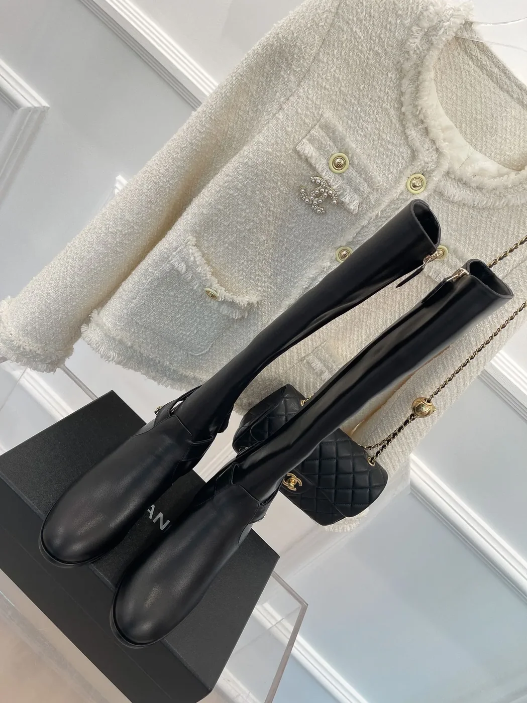 Chanel High Boots With Chain Black / Chanel High Boots With Chain Black /