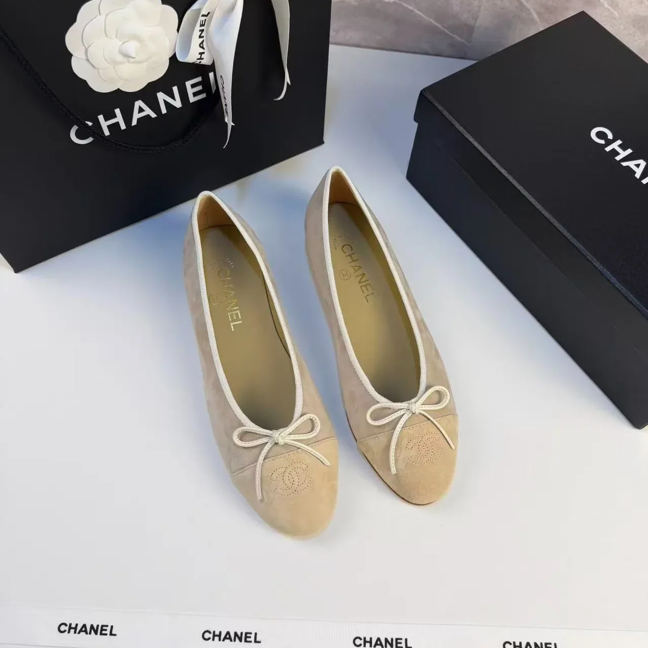 Chanel Ballet Flats Suede Cream Chanel Ballet Flats Suede Cream