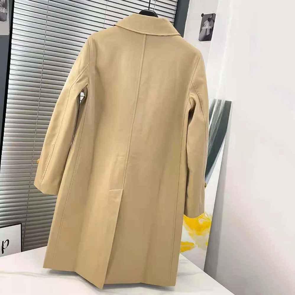 Burberry The Pimlico Heritage Car Coat for Women in Beige Burberry The Pimlico Heritage Car Coat for Women in Beige