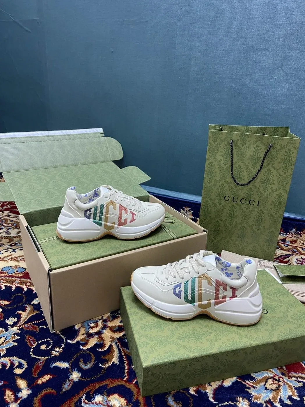 Gucci Rhyton Sneakers With Glitter White Ivory for Men