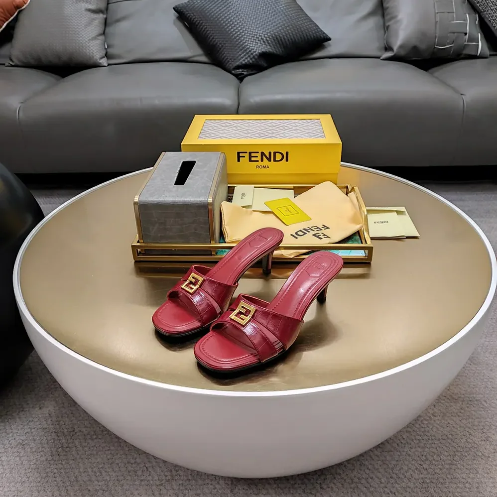 Fendi FFold Red EEl Leather Medium for Women in heeled Sandals Fendi FFold Red EEl Leather Medium for Women in heeled Sandals