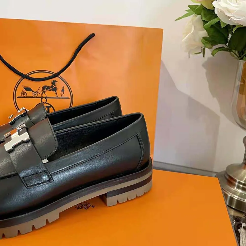 Hermes Faubourg Loafer in Glazed Calfskin for Women in Black Hermes Faubourg Loafer in Glazed Calfskin for Women in Black