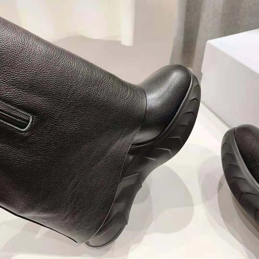 Givenchy Shark Lock Biker Ankle Boots in Grained Leather for Women in Black Givenchy Shark Lock Biker Ankle Boots in Grained Leather for Women in Black
