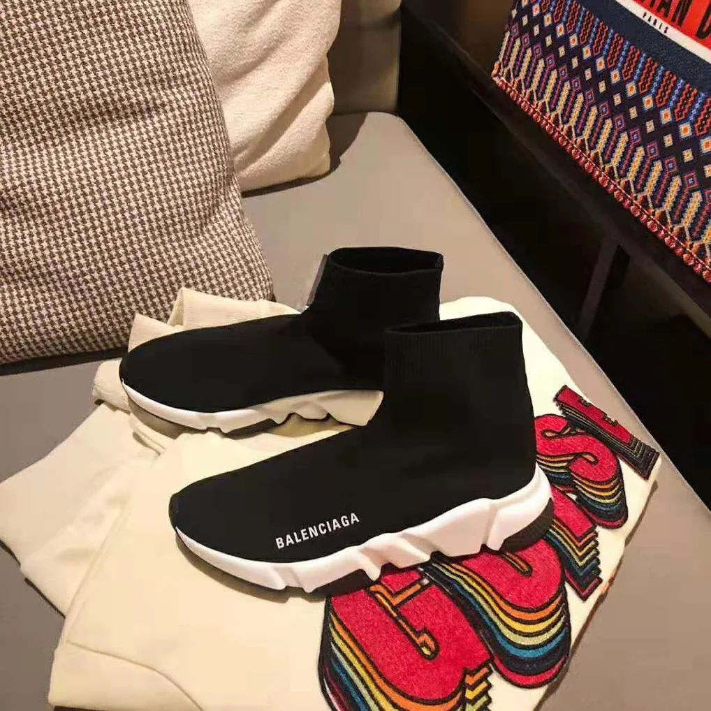 Balenciaga Speed Trainers in Knit and Balenciaga Logo for Unisex in Black