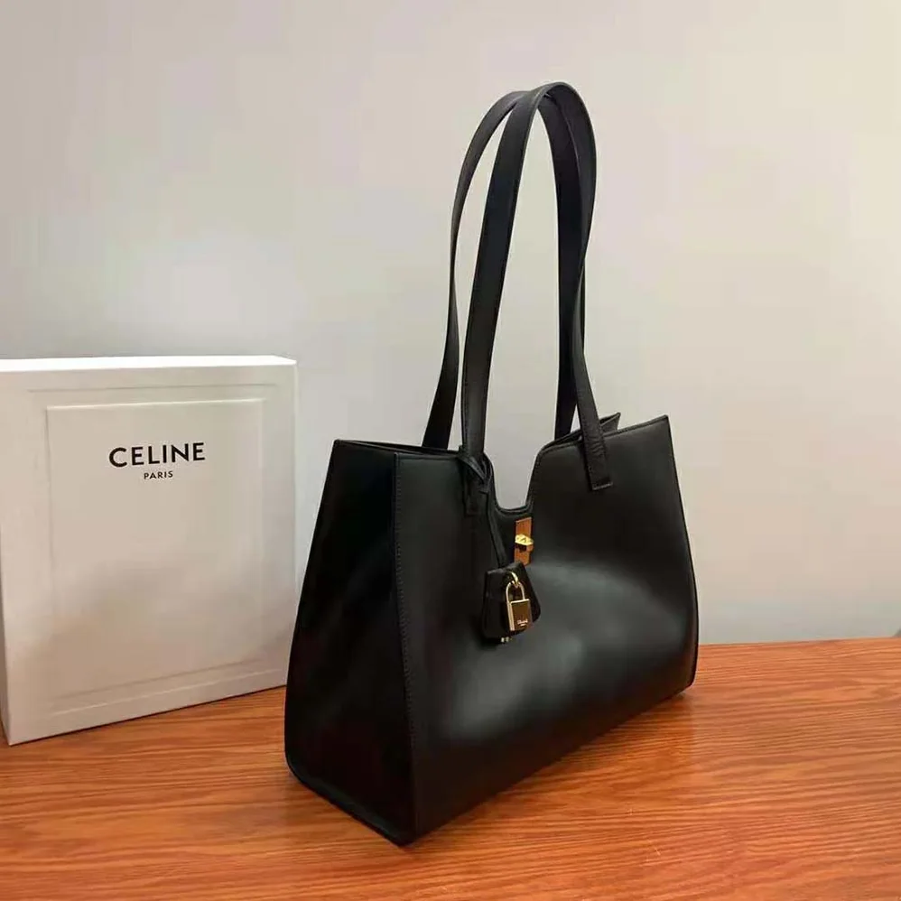 Celine Cabas 16 in Smooth Calfskin for Women in Black Celine Cabas 16 in Smooth Calfskin for Women in Black
