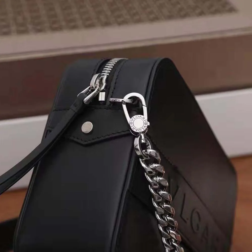 Bvlgari Bvlgari Logo Camera Bag in Calf Leather for Women in Black
