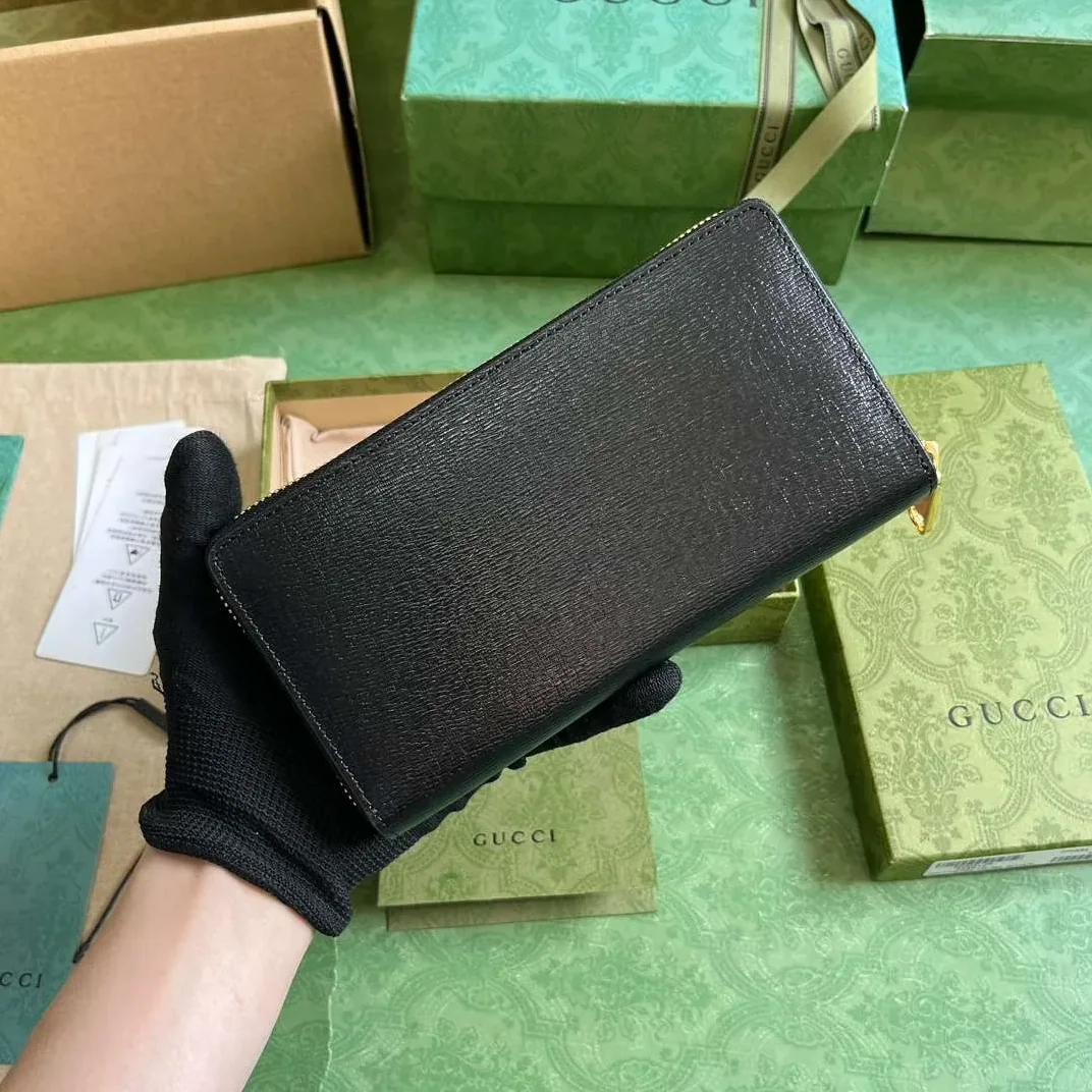 Gucci Zip Around Wallet With Script Black / Gucci Zip Around Wallet With Script Black /