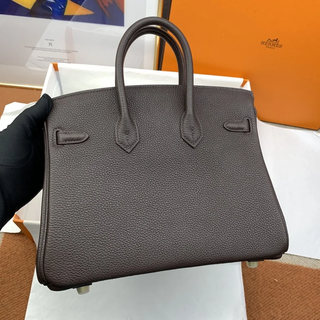 Hermes Birkin Top Handle Bag / Nata Swift Dark Brown Gold Hardware