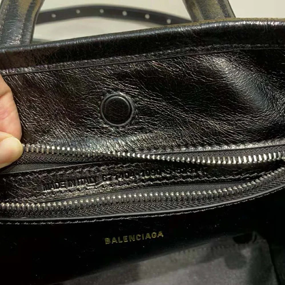 Balenciaga Barbes Small East for Women in West Shopper Bag