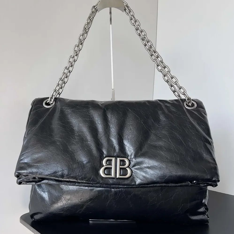 Balenciaga Monaco Large Chain Bag for Women in Black Balenciaga Monaco Large Chain Bag for Women in Black