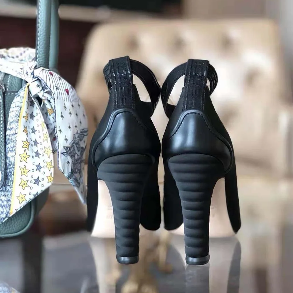 Fendi Black Lace and Satin Pumps in 95 mm Heel for Women